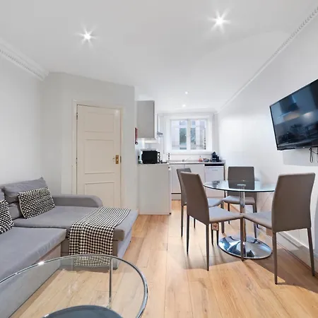 2 Bed Piccadilly Apartment 4 London Exterior photo