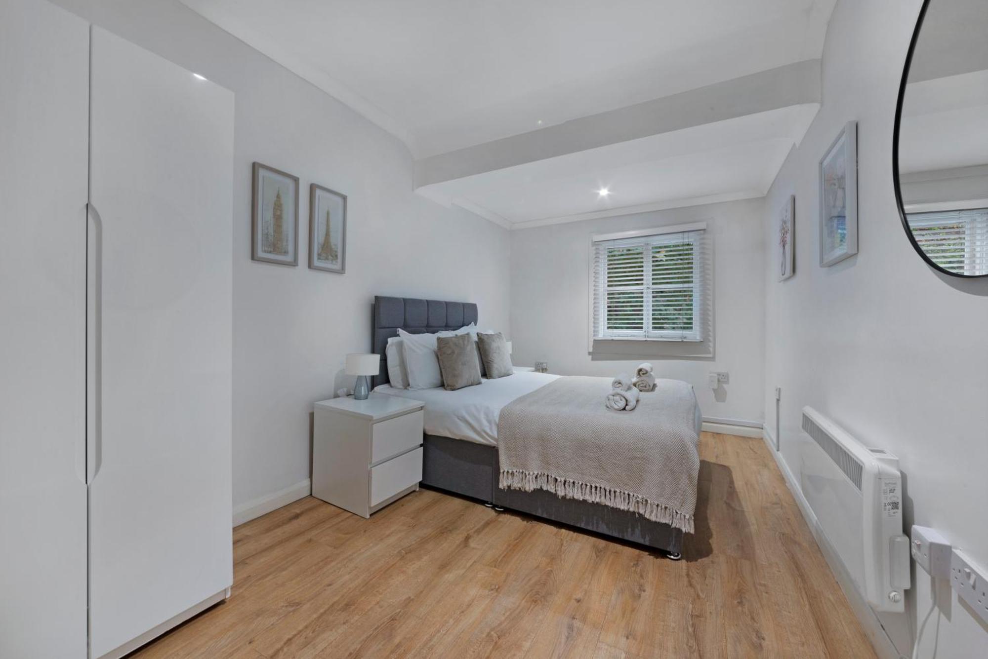 Апартаменты 2 Bed Piccadilly 4 *